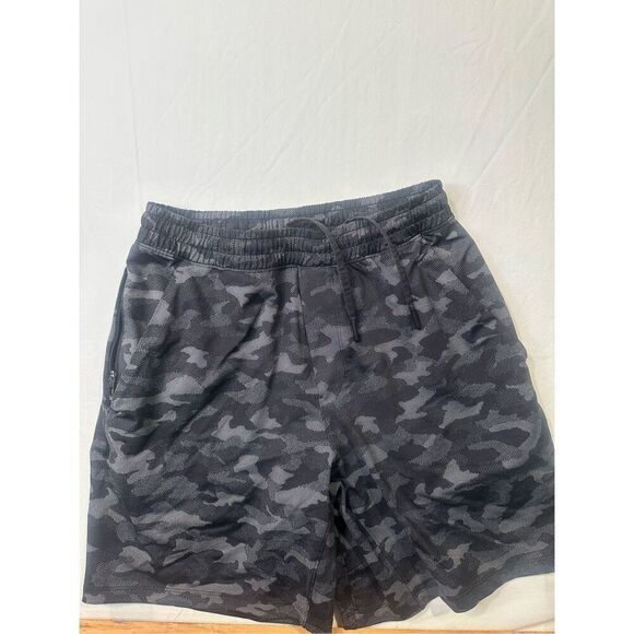 Lululemon Men Pace Breaker Black Camouflage unlined gym active shorts, size smal - Picture 1 of 7